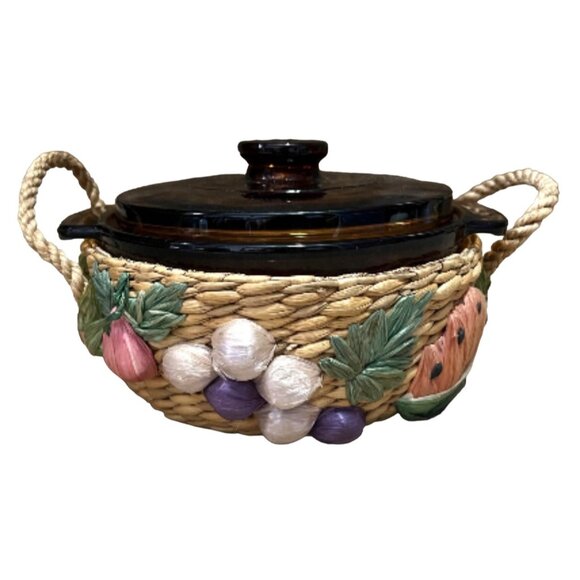 Vintage Anchor Hocking 1 Quart Casserole Baking Dish with Lid and Wicker Woven C - Picture 1 of 16